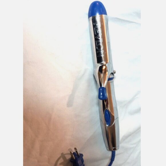 Revlon 1.5" Barrel Curling Iron RV032 Platinum Touch Silver Styling Tool - Picture 1 of 2